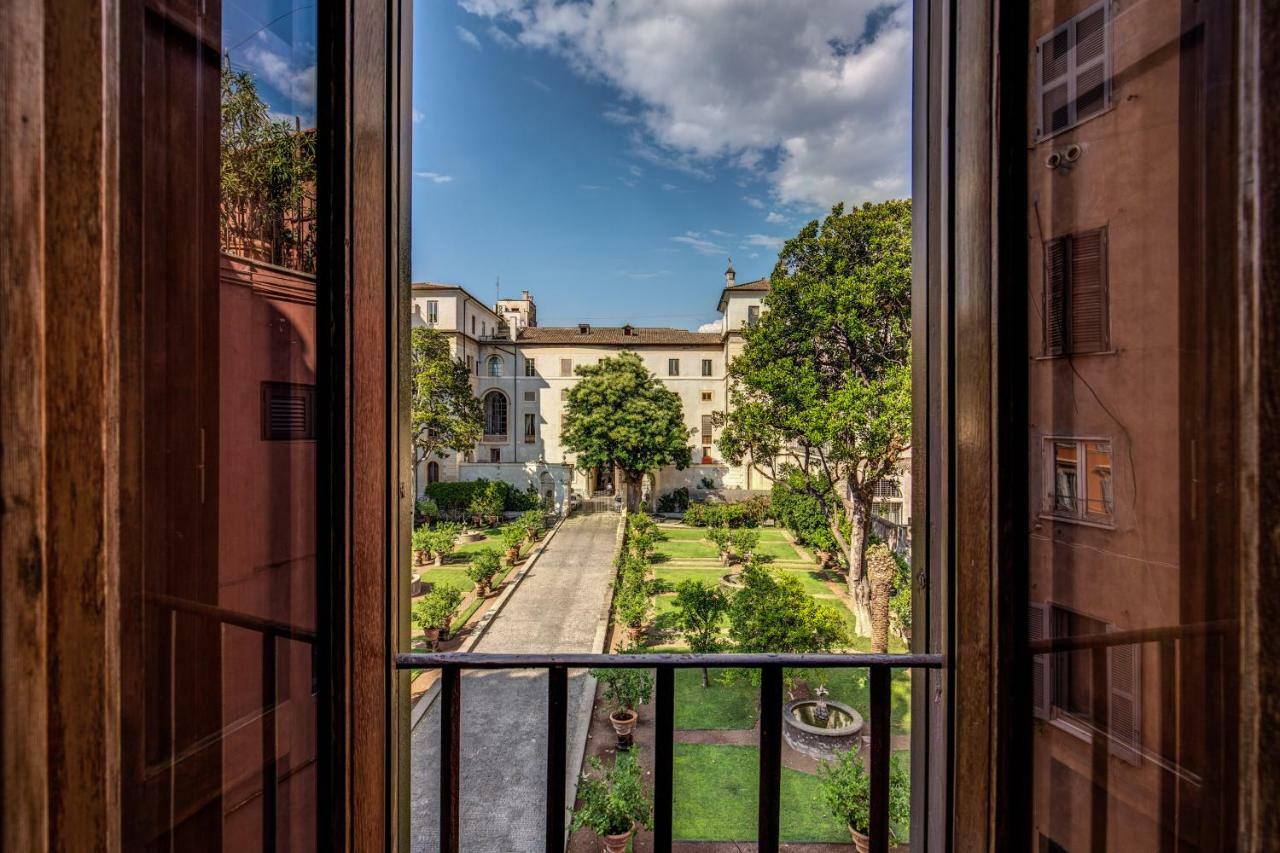 Apartment Campo Di Fiori 2 Bedroom Via Giulia Rom
